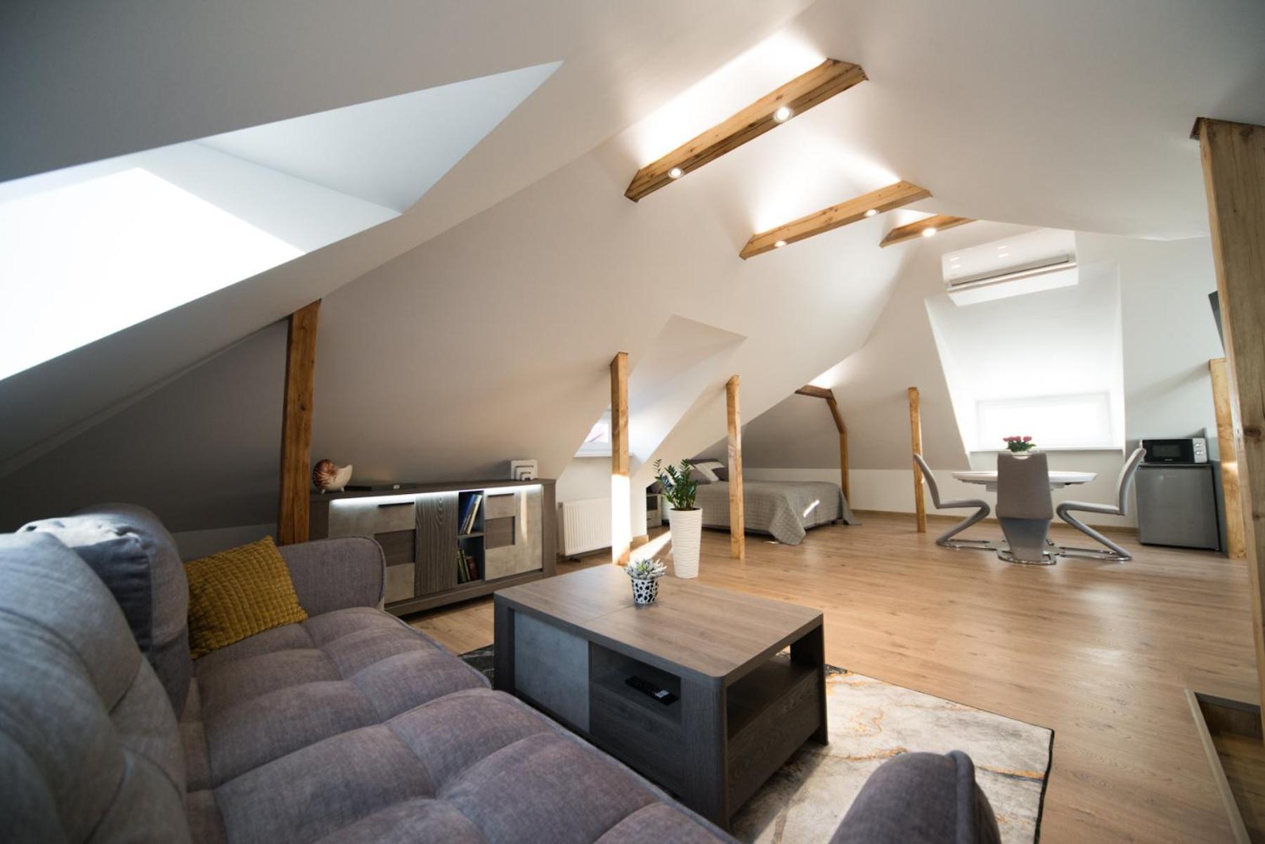 Petro Delux Apartments Kaunas Luaran gambar