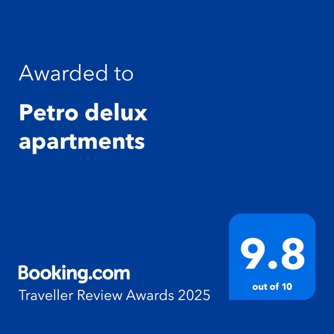 Petro Delux Apartments Kaunas Luaran gambar