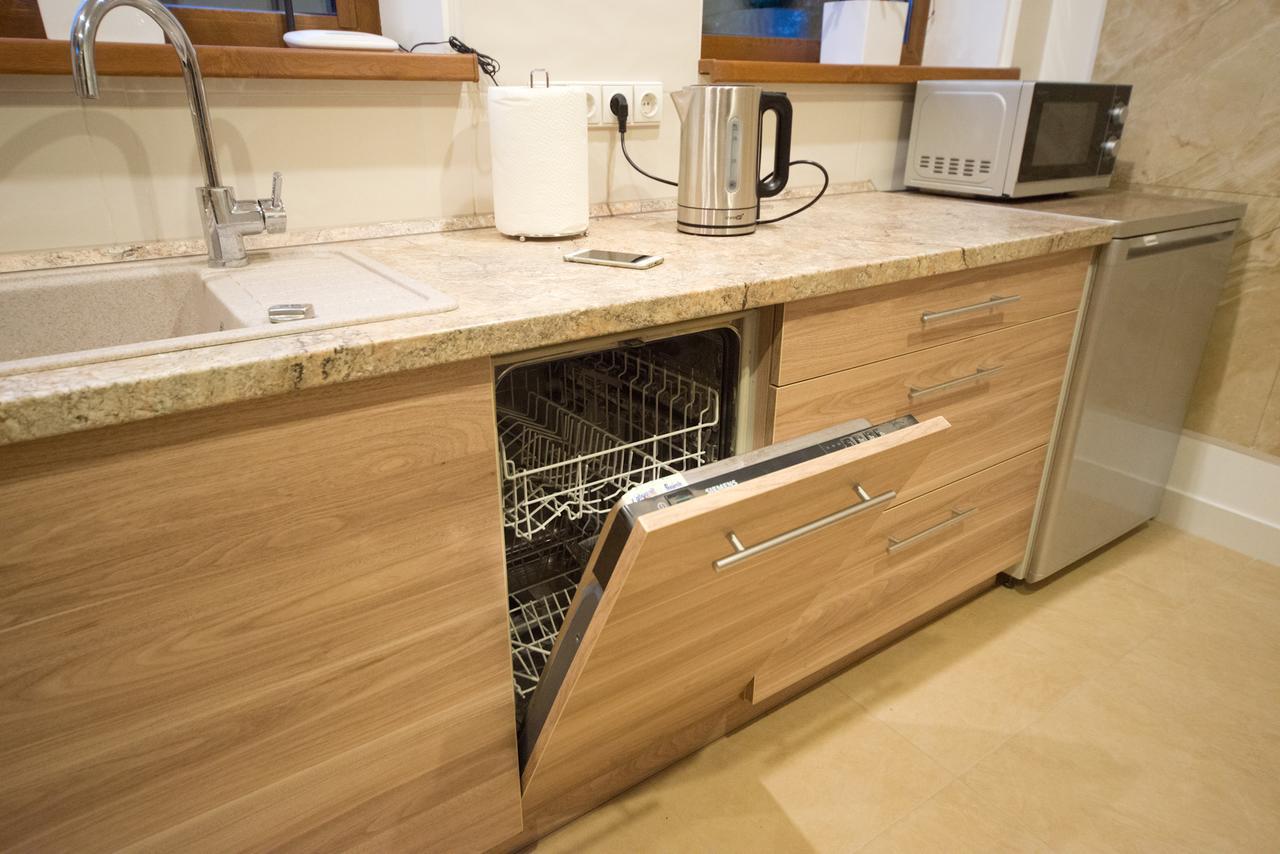 Petro Delux Apartments Kaunas Luaran gambar